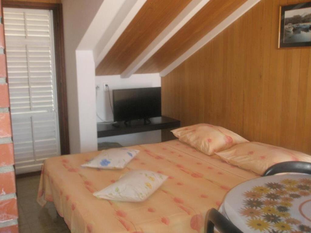 Apartments Damir - 80 M From Beach ポスティレ エクステリア 写真