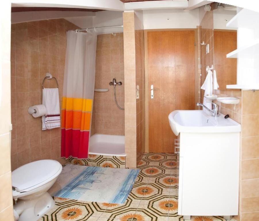 Apartments Damir - 80 M From Beach ポスティレ エクステリア 写真
